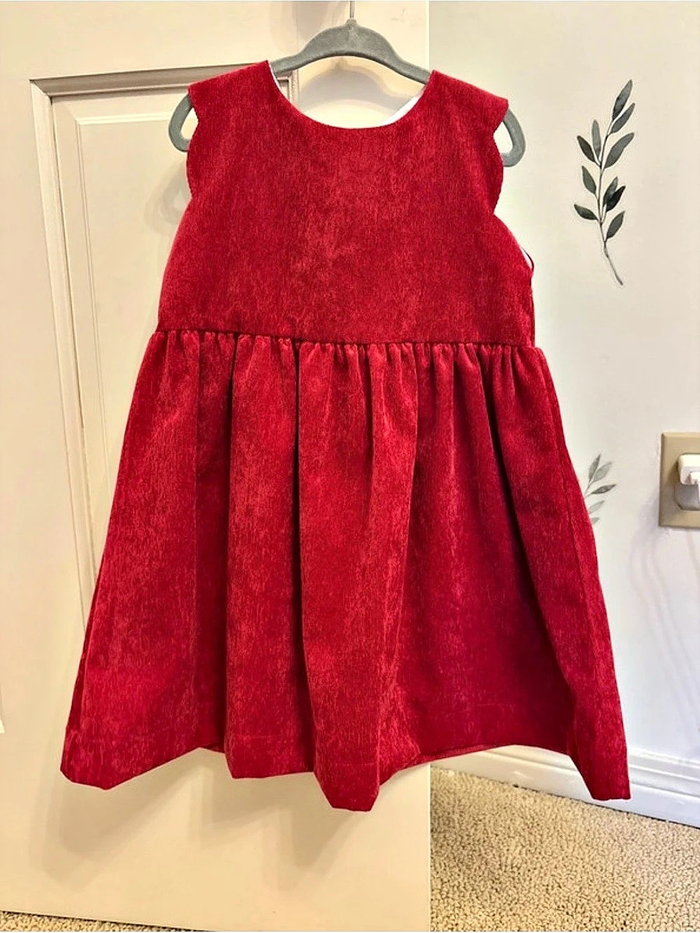 James & Lottie Savannah Scalloped Cord. Girls Size 5 Red Dress NWT